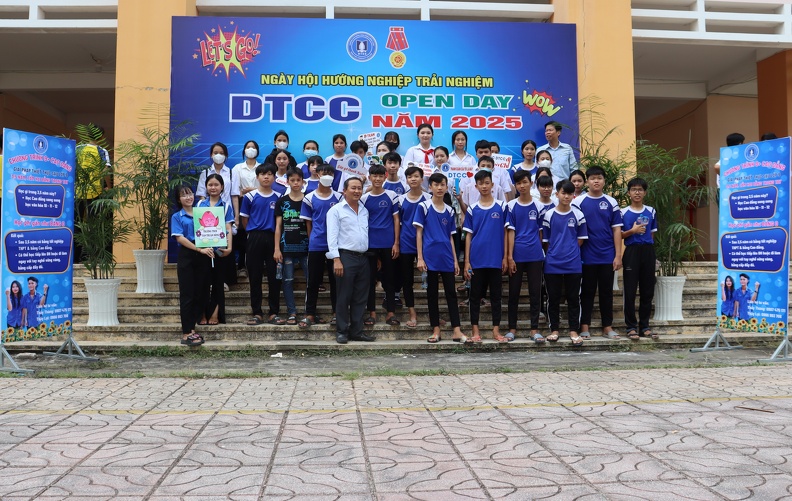 NgayhoihuongnghieptrainghiemDTCC (16).JPG